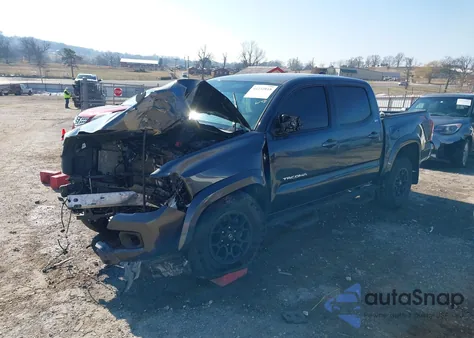 2022 Toyota Tacoma Sr5 V6 z USA, uszkodzony, nr VIN 3TMAZ5CN5NM176447